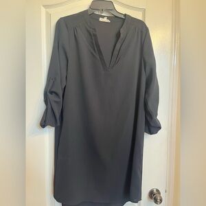 eesome Black V-Neck Long Sleeve Shift Dress